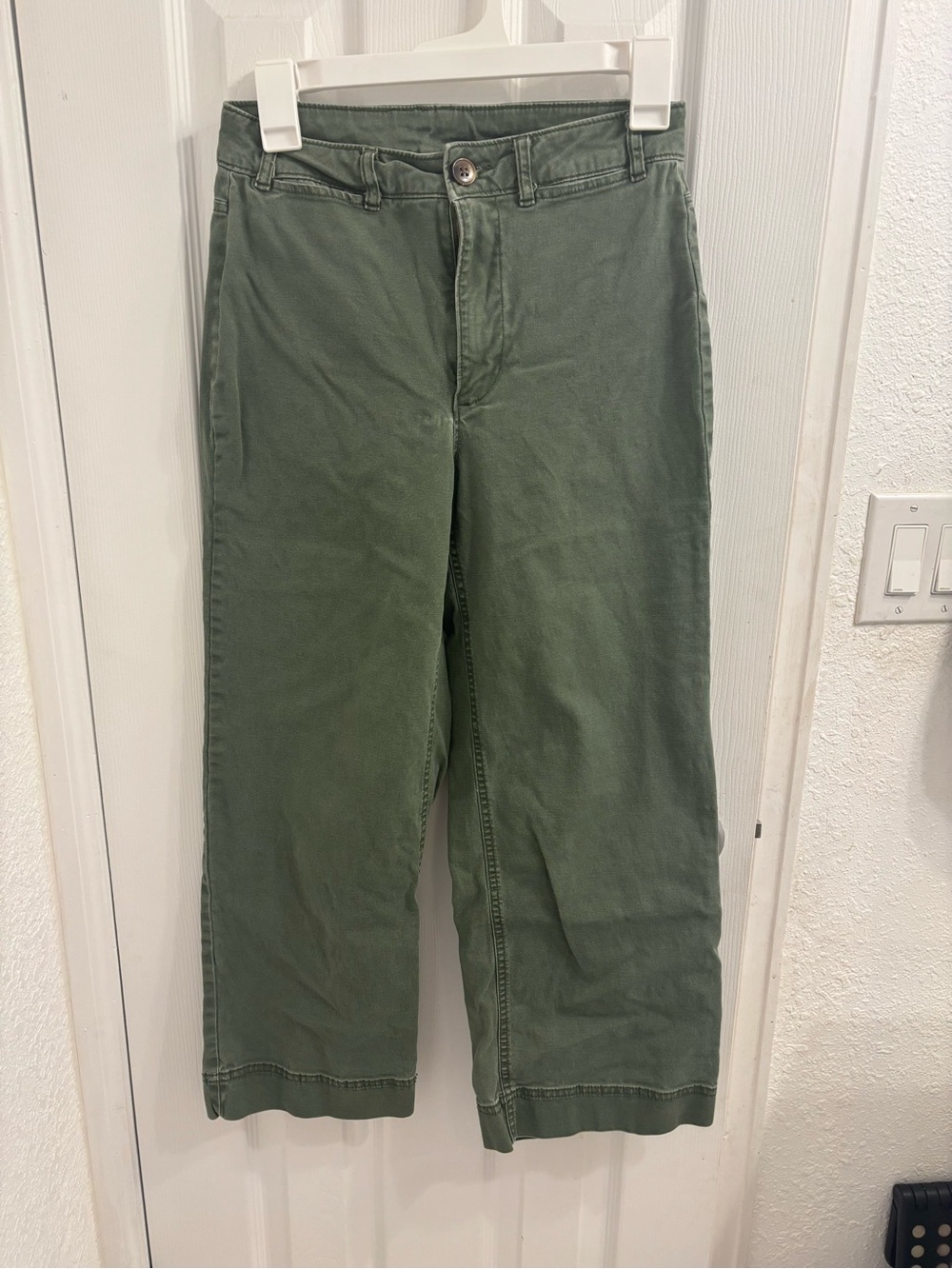 Old Navy High Waisted Wide-Leg Chinos